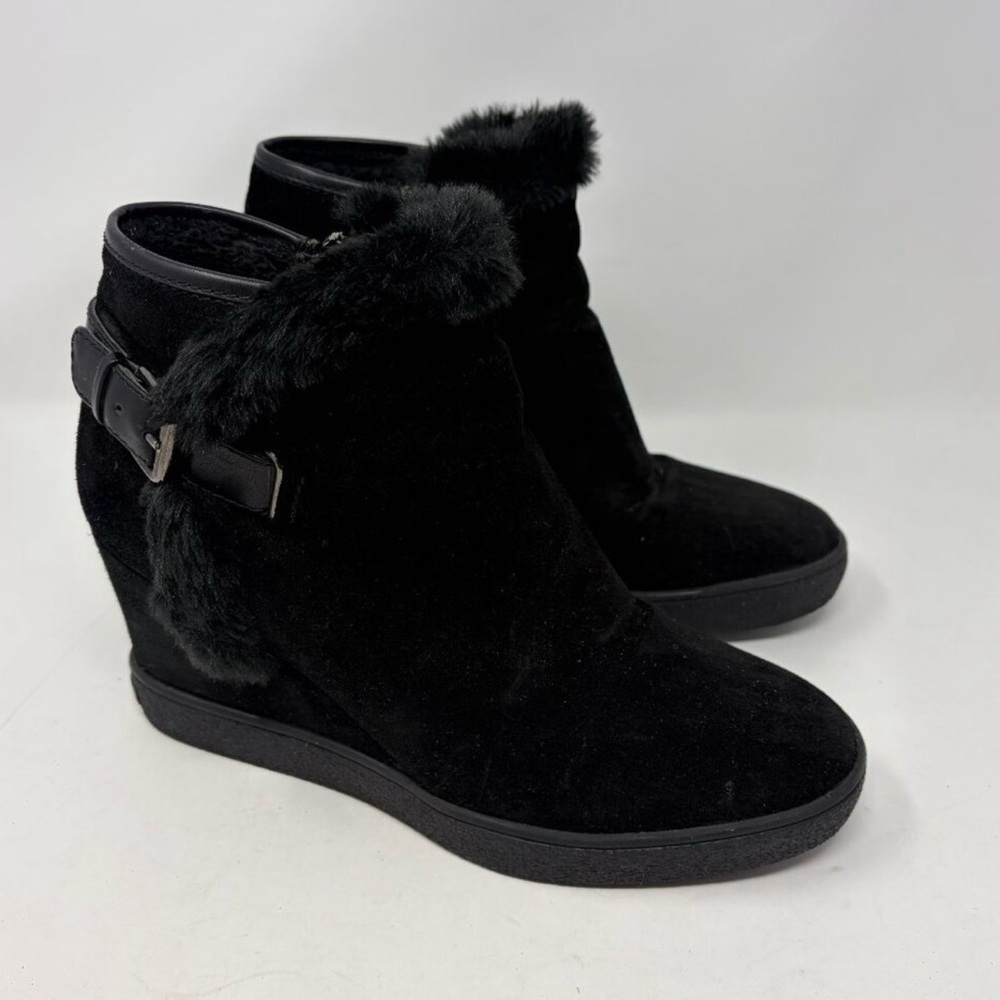 Aquatalia Black Fur-Trimmed Wedge Boots Size 6 👒